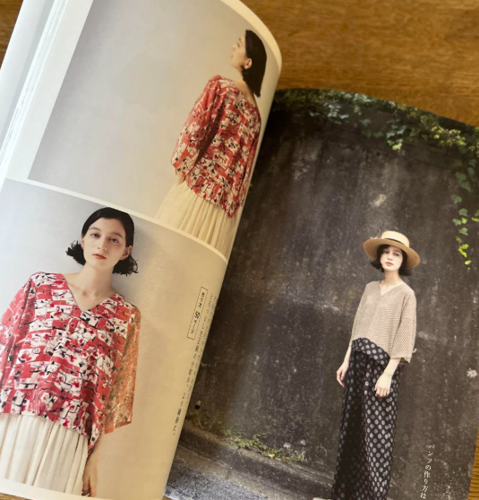 One-of-a-kind clothes and accessories made from old items starting at 300 yen per piece - Japanese Craft Book