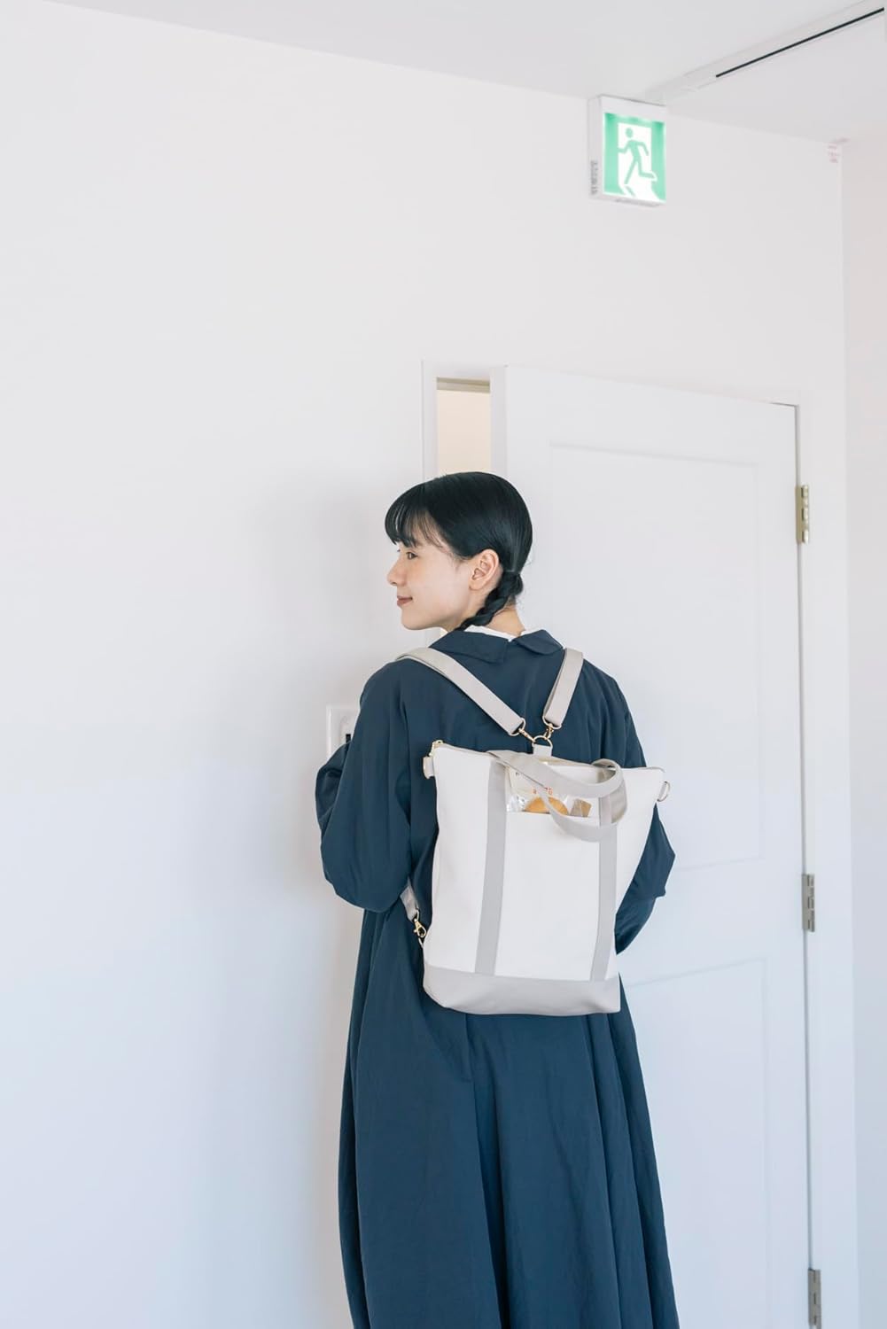 Commercially OK! Bags and accessories with unique designs that look like they'd be sold at a general store - Japanese Craft Book