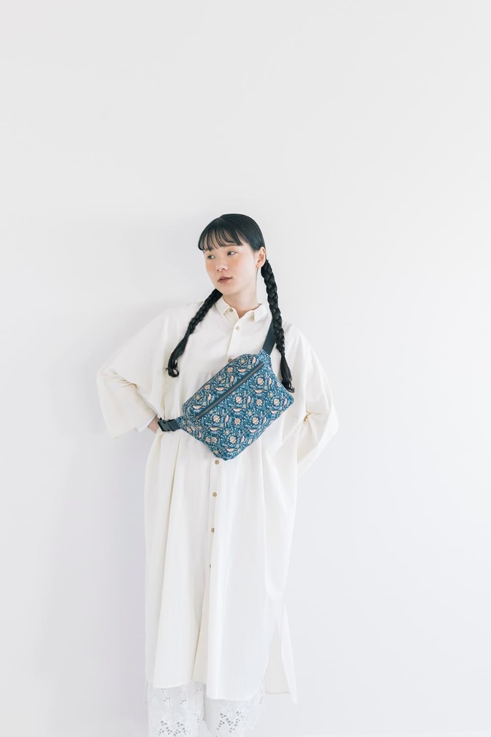 Commercially OK! Bags and accessories with unique designs that look like they'd be sold at a general store - Japanese Craft Book