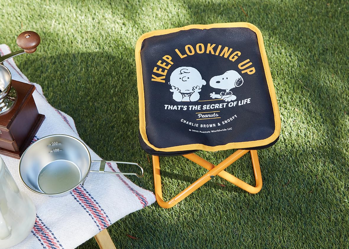 SNOOPY Lightweight and Durable! Folding Chair BOOK