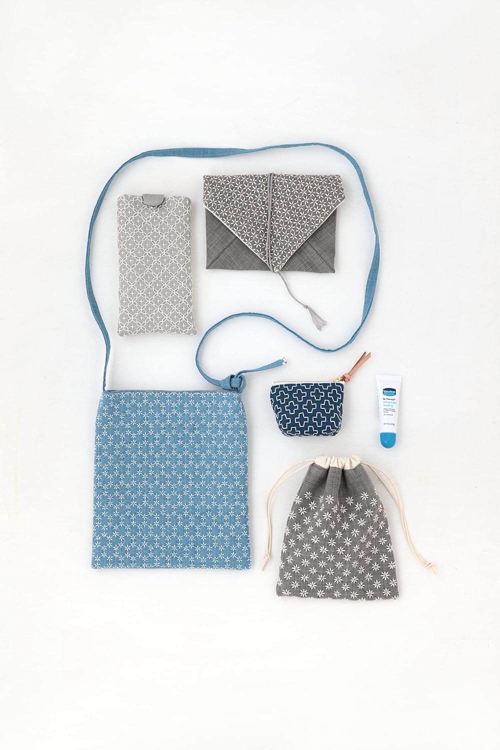 Sashiko for everyday use - a dishcloth and small articles by sashikonami Sashiko - Japanese Craft Book