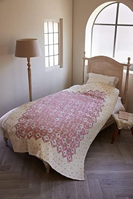 Happy needlework Reiko Washizawa's patchwork quilt