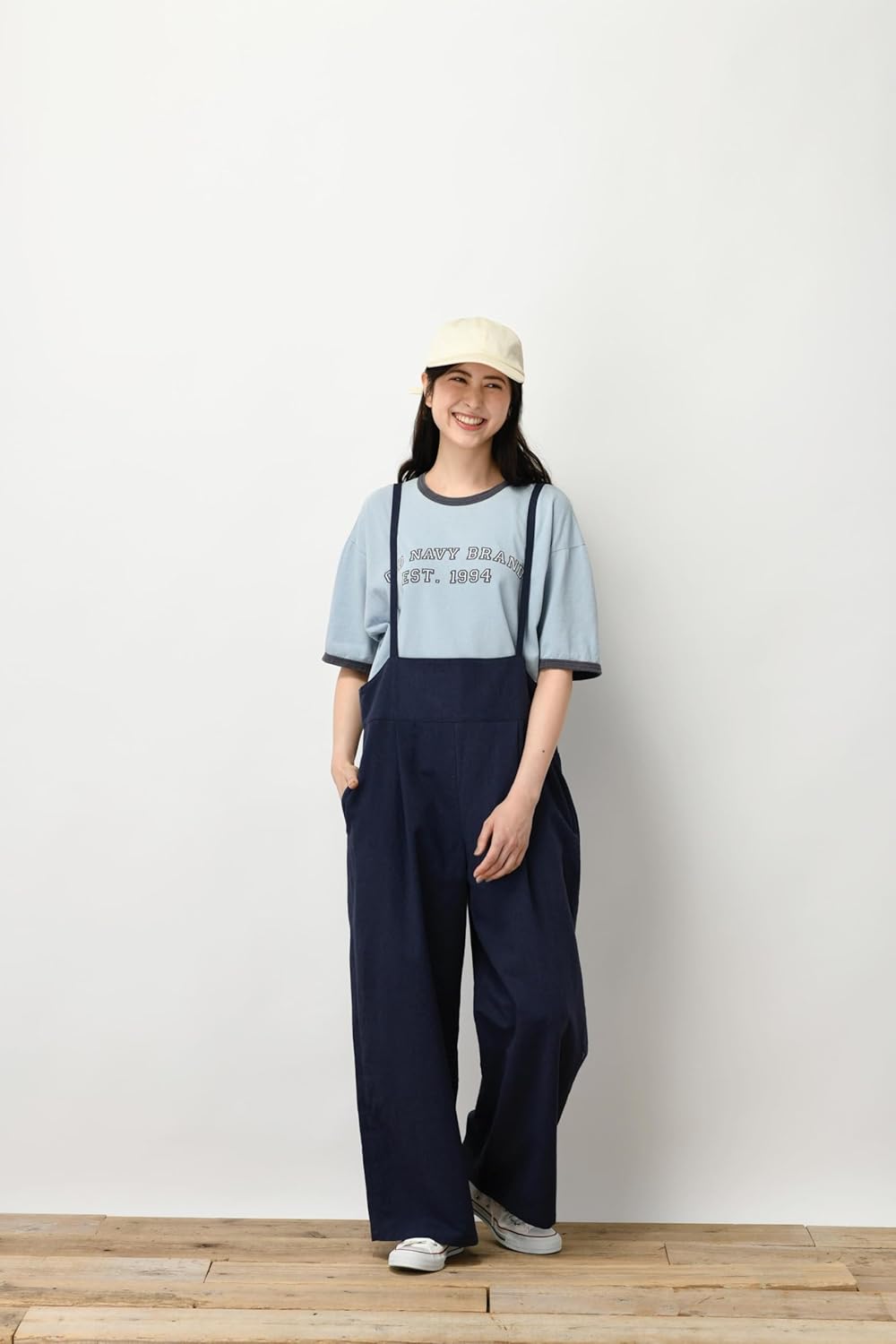 Jumper skirts and overalls that can be worn all year round  - Japanese Craft Book