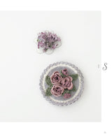 Crochet an adult-colored floral pouch using embroidery thread - Japanese Craft Book