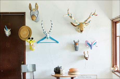 Animal trophies made from felt: Enjoy animal interior decoration Japanese Craft Book